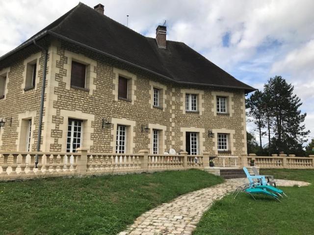 Demeure Des Carila Bed & Breakfast Heudebouville Luaran gambar